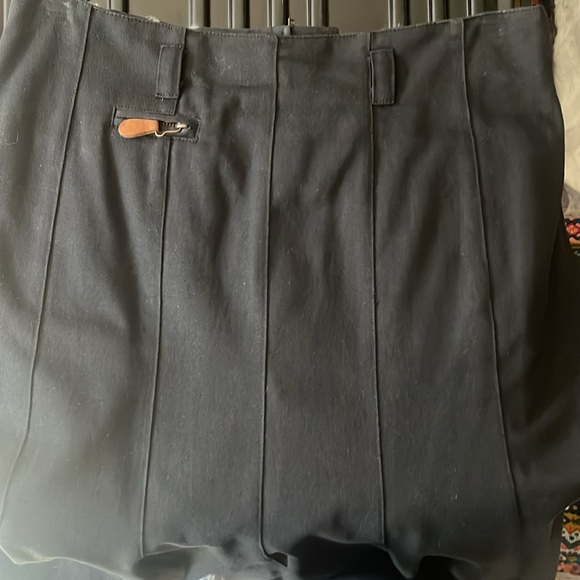 Not available til April

Ladies long skirt - Picture 4 of 4